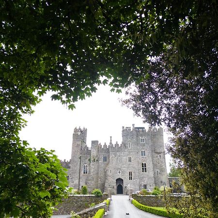 Kilkea Castle Exterior foto