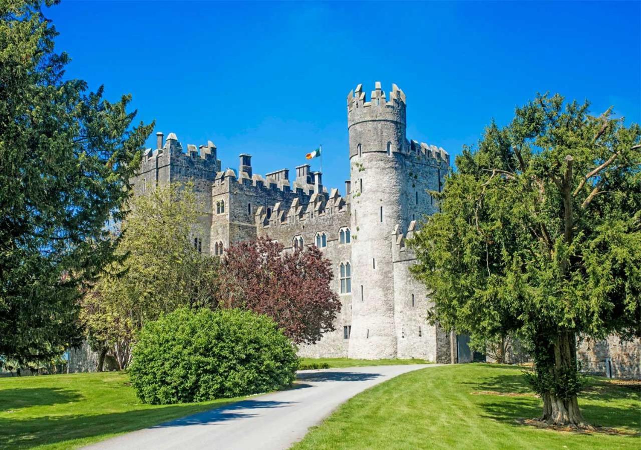 Kilkea Castle Exterior foto
